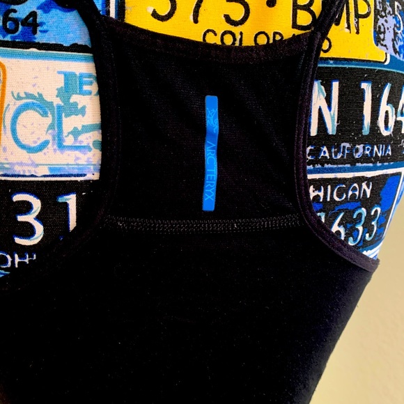 Arc’teryx tank top x2 - Picture 3 of 7